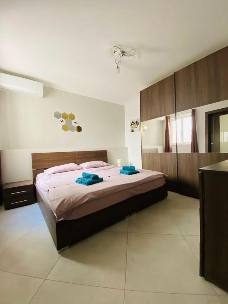 Mela Apartment 1 Σεντ Πόλς Μπέι Εξωτερικό φωτογραφία